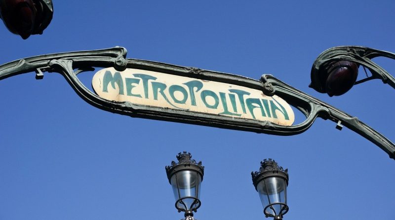 visiter paris avec le metro 7