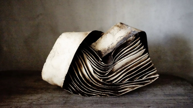 Yukiya Izumita – Laminage Argile d’Iwate D. 42 x 17 x 27 cm 2024 Yukiya Izumita – Laminage Argile d’Iwate D. 42 x 17 x 27 cm 2024